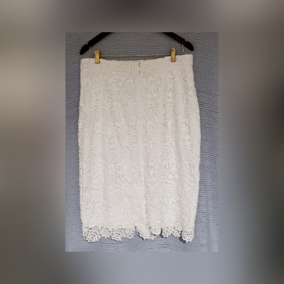 NWT Banana Republic White Lace Skirt, Sz 14 - Picture 2 of 5